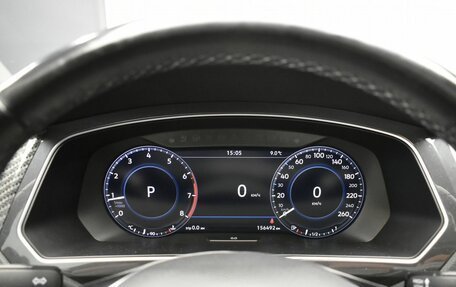 Volkswagen Tiguan II, 2018 год, 2 970 000 рублей, 21 фотография