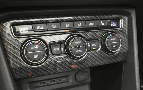 Volkswagen Tiguan II, 2018 год, 2 970 000 рублей, 27 фотография