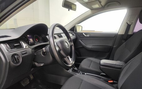 Skoda Rapid I, 2014 год, 900 000 рублей, 20 фотография