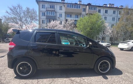 Honda Fit III, 2010 год, 600 000 рублей, 34 фотография