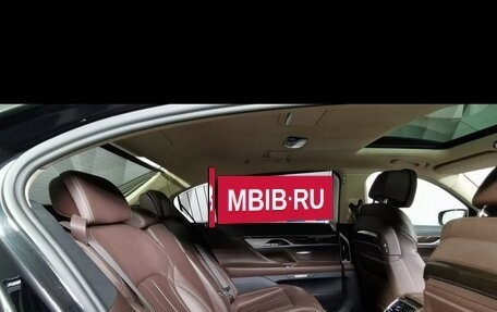 BMW 7 серия, 2017 год, 3 000 000 рублей, 4 фотография
