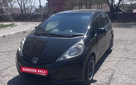 Honda Fit III, 2010 год, 600 000 рублей, 31 фотография