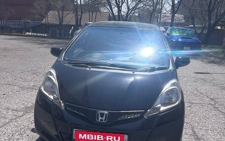 Honda Fit III, 2010 год, 600 000 рублей, 32 фотография