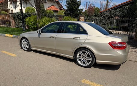 Mercedes-Benz E-Класс, 2011 год, 1 630 000 рублей, 8 фотография