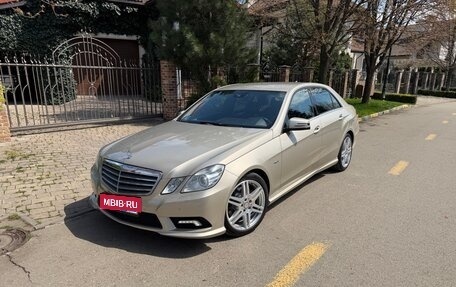 Mercedes-Benz E-Класс, 2011 год, 1 630 000 рублей, 3 фотография