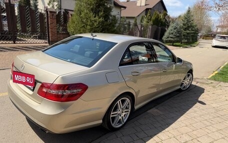Mercedes-Benz E-Класс, 2011 год, 1 630 000 рублей, 2 фотография