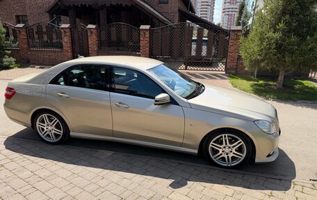 Mercedes-Benz E-Класс, 2011 год, 1 630 000 рублей, 17 фотография