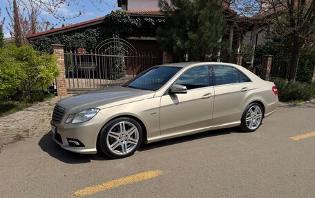 Mercedes-Benz E-Класс, 2011 год, 1 630 000 рублей, 19 фотография