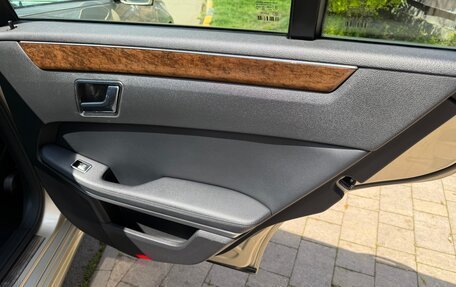 Mercedes-Benz E-Класс, 2011 год, 1 630 000 рублей, 27 фотография
