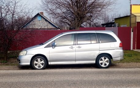 Nissan Liberty, 2001 год, 280 000 рублей, 3 фотография