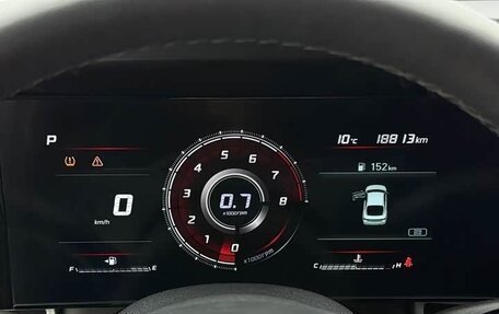 Hyundai Elantra, 2023 год, 1 360 000 рублей, 12 фотография