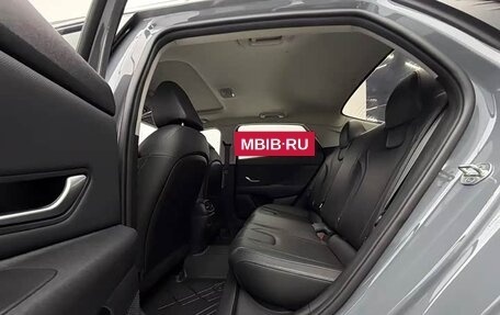 Hyundai Elantra, 2023 год, 1 360 000 рублей, 20 фотография