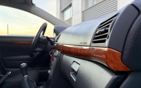 Toyota Avensis III рестайлинг, 2007 год, 495 000 рублей, 18 фотография
