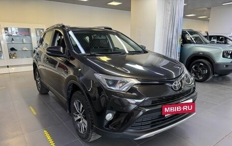 Toyota RAV4, 2016 год, 1 900 000 рублей, 3 фотография
