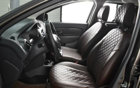 Renault Logan II, 2019 год, 1 174 000 рублей, 10 фотография