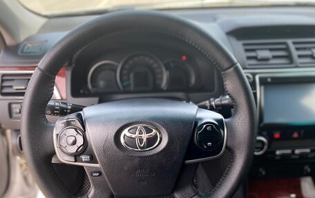 Toyota Camry, 2012 год, 1 600 000 рублей, 10 фотография