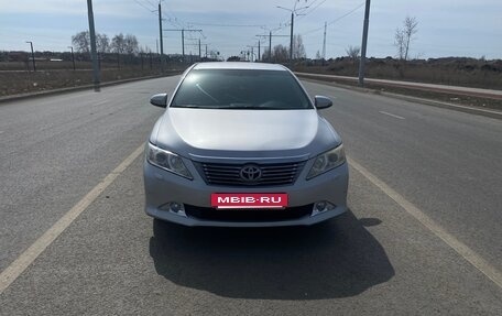 Toyota Camry, 2012 год, 1 600 000 рублей, 2 фотография