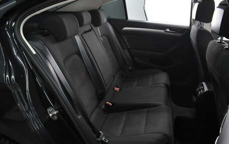 Volkswagen Passat B8 рестайлинг, 2017 год, 1 649 000 рублей, 7 фотография