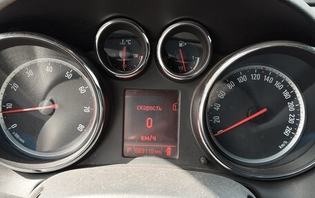 Opel Astra J, 2012 год, 800 000 рублей, 3 фотография
