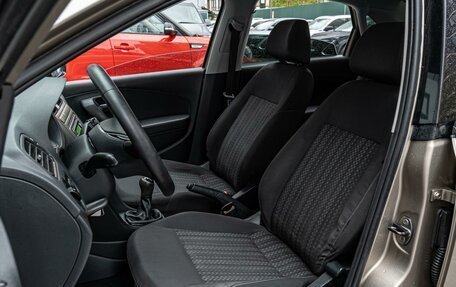 Volkswagen Polo VI (EU Market), 2015 год, 950 000 рублей, 10 фотография