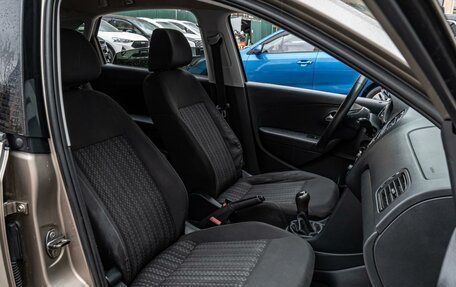 Volkswagen Polo VI (EU Market), 2015 год, 950 000 рублей, 8 фотография