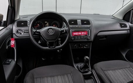 Volkswagen Polo VI (EU Market), 2015 год, 950 000 рублей, 6 фотография