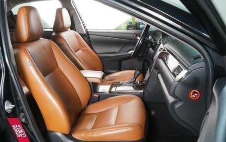 Toyota Camry, 2017 год, 2 349 000 рублей, 8 фотография