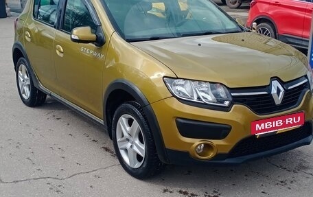 Renault Sandero II рестайлинг, 2016 год, 700 000 рублей, 5 фотография