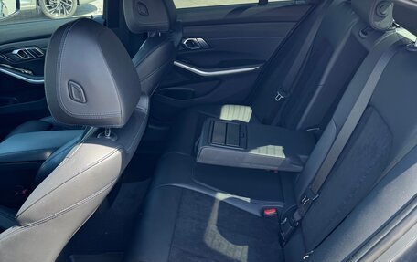 BMW 3 серия, 2019 год, 4 250 000 рублей, 27 фотография