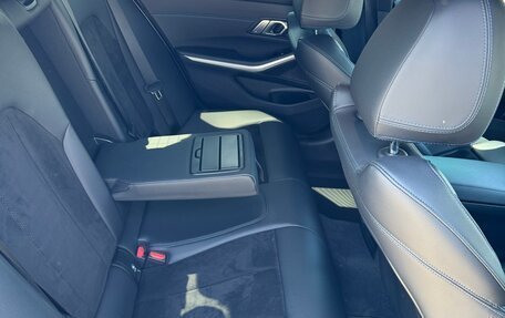 BMW 3 серия, 2019 год, 4 250 000 рублей, 31 фотография