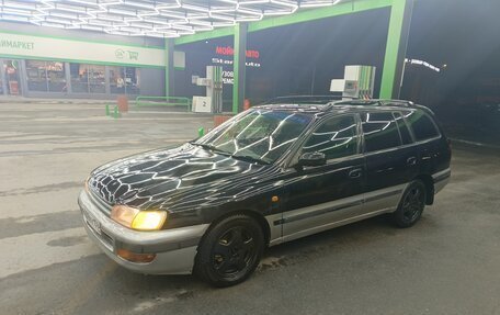 Toyota Caldina, 1996 год, 499 999 рублей, 3 фотография