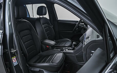 Volkswagen Tiguan II, 2021 год, 3 239 000 рублей, 8 фотография