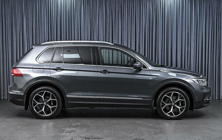 Volkswagen Tiguan II, 2021 год, 3 239 000 рублей, 5 фотография