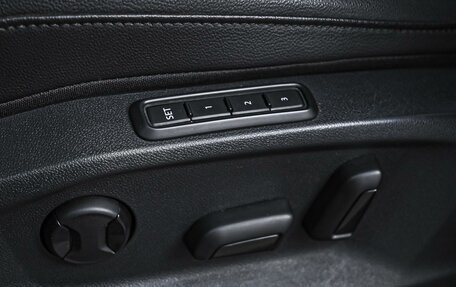 Volkswagen Tiguan II, 2021 год, 3 239 000 рублей, 23 фотография
