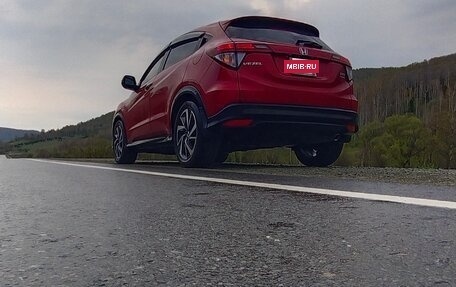 Honda Vezel, 2016 год, 1 500 000 рублей, 6 фотография