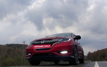 Honda Vezel, 2016 год, 1 500 000 рублей, 5 фотография