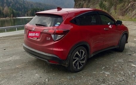 Honda Vezel, 2016 год, 1 500 000 рублей, 11 фотография