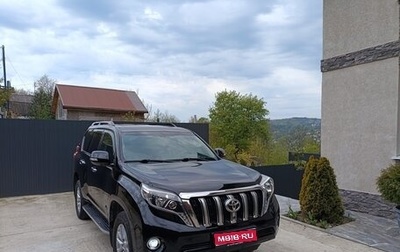 Toyota Land Cruiser Prado 150 рестайлинг 2, 2015 год, 3 700 000 рублей, 1 фотография