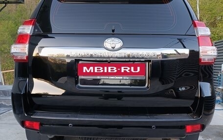 Toyota Land Cruiser Prado 150 рестайлинг 2, 2015 год, 3 700 000 рублей, 10 фотография