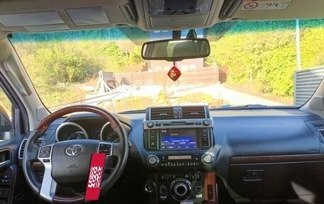 Toyota Land Cruiser Prado 150 рестайлинг 2, 2015 год, 3 700 000 рублей, 12 фотография