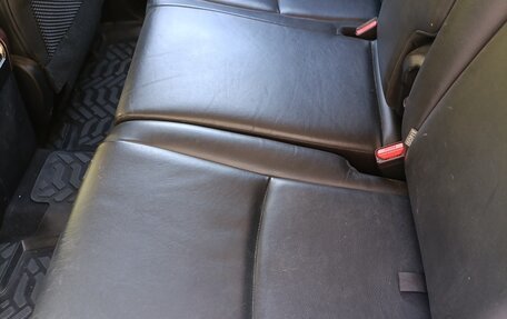 Toyota Land Cruiser Prado 150 рестайлинг 2, 2015 год, 3 700 000 рублей, 21 фотография