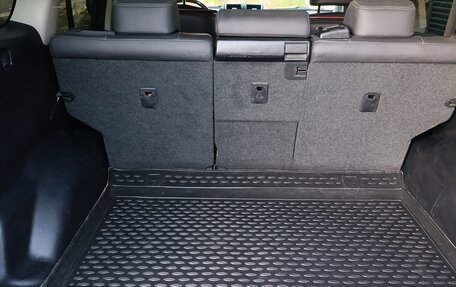 Toyota Land Cruiser Prado 150 рестайлинг 2, 2015 год, 3 700 000 рублей, 24 фотография