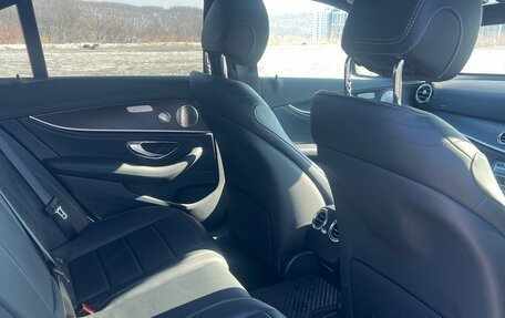 Mercedes-Benz E-Класс, 2021 год, 3 980 000 рублей, 10 фотография
