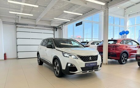 Peugeot 5008 II, 2019 год, 2 249 900 рублей, 8 фотография