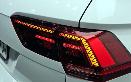 Volkswagen Tiguan II, 2020 год, 2 430 000 рублей, 23 фотография