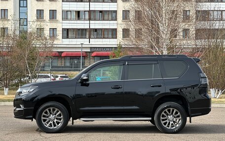 Toyota Land Cruiser Prado 150 рестайлинг 2, 2019 год, 5 650 000 рублей, 9 фотография