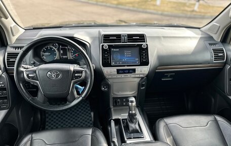 Toyota Land Cruiser Prado 150 рестайлинг 2, 2019 год, 5 650 000 рублей, 17 фотография