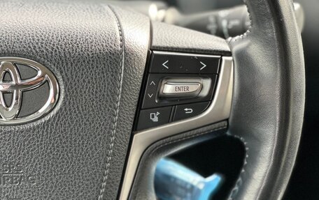 Toyota Land Cruiser Prado 150 рестайлинг 2, 2019 год, 5 650 000 рублей, 23 фотография