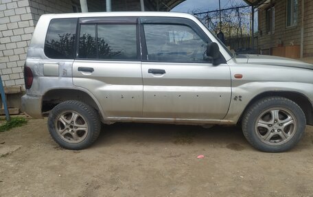 Mitsubishi Pajero Pinin, 2001 год, 400 000 рублей, 2 фотография