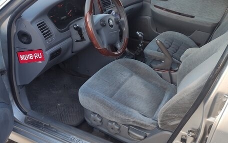 KIA Magentis I, 2005 год, 350 000 рублей, 6 фотография